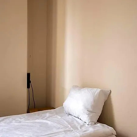 Fivehostel Hotel 3*