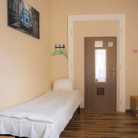 Fivehostel Hotel 3*