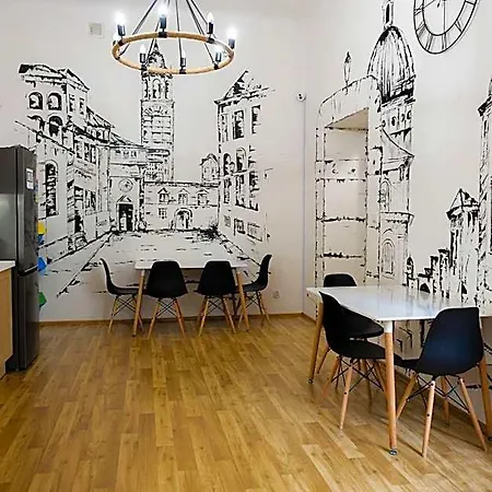 Fivehostel Hotel 3*